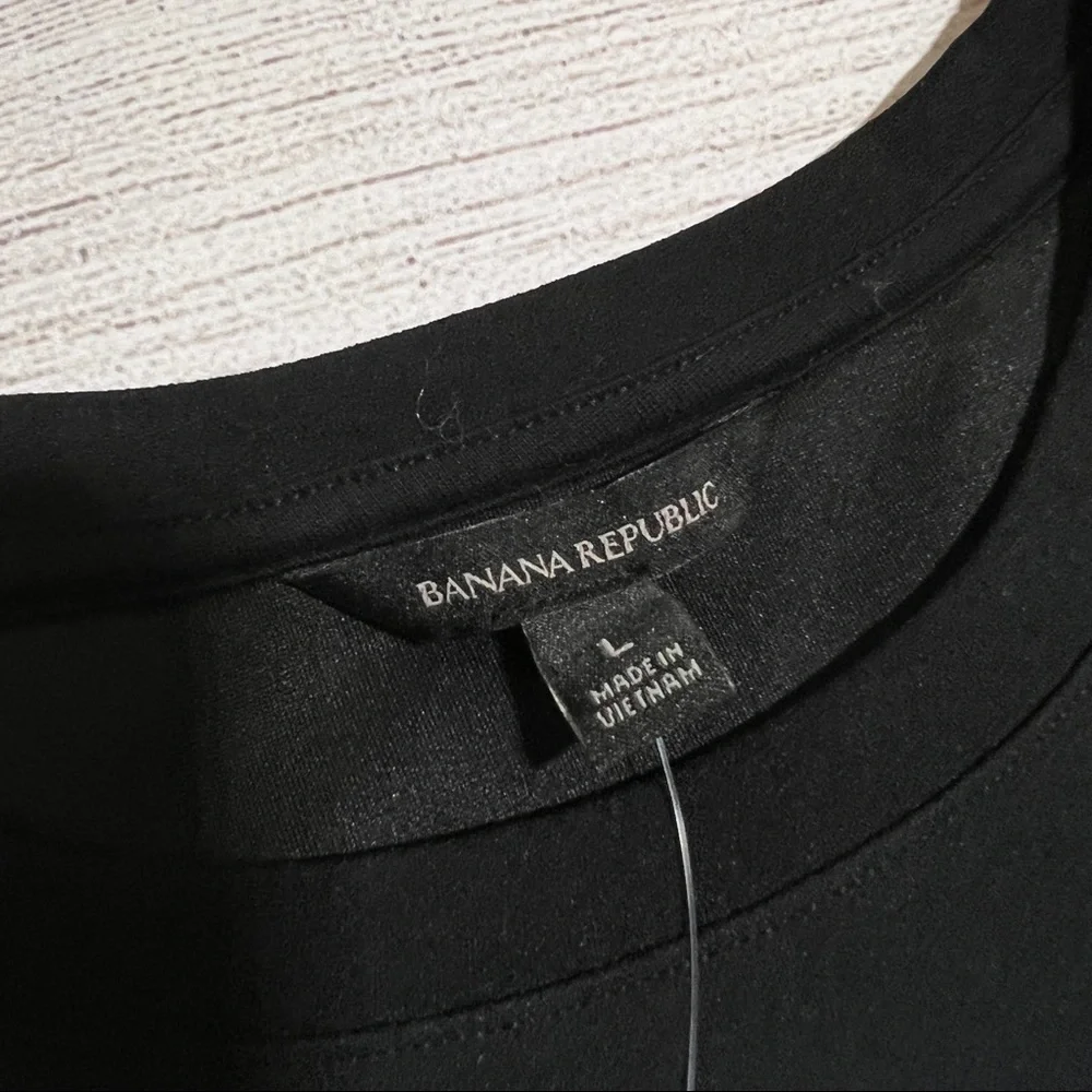Banana Republic Crew Neck Short Sleeve Panel Detail Top - Picture 5 of 11